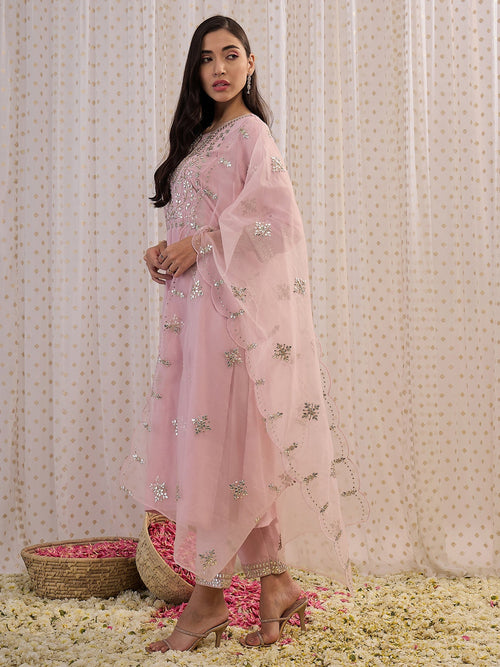 Baby Pink Gotta Patti Ethnic Motif Embroidered Silk Blend Kurta Trouser Set With Organza Dupatta